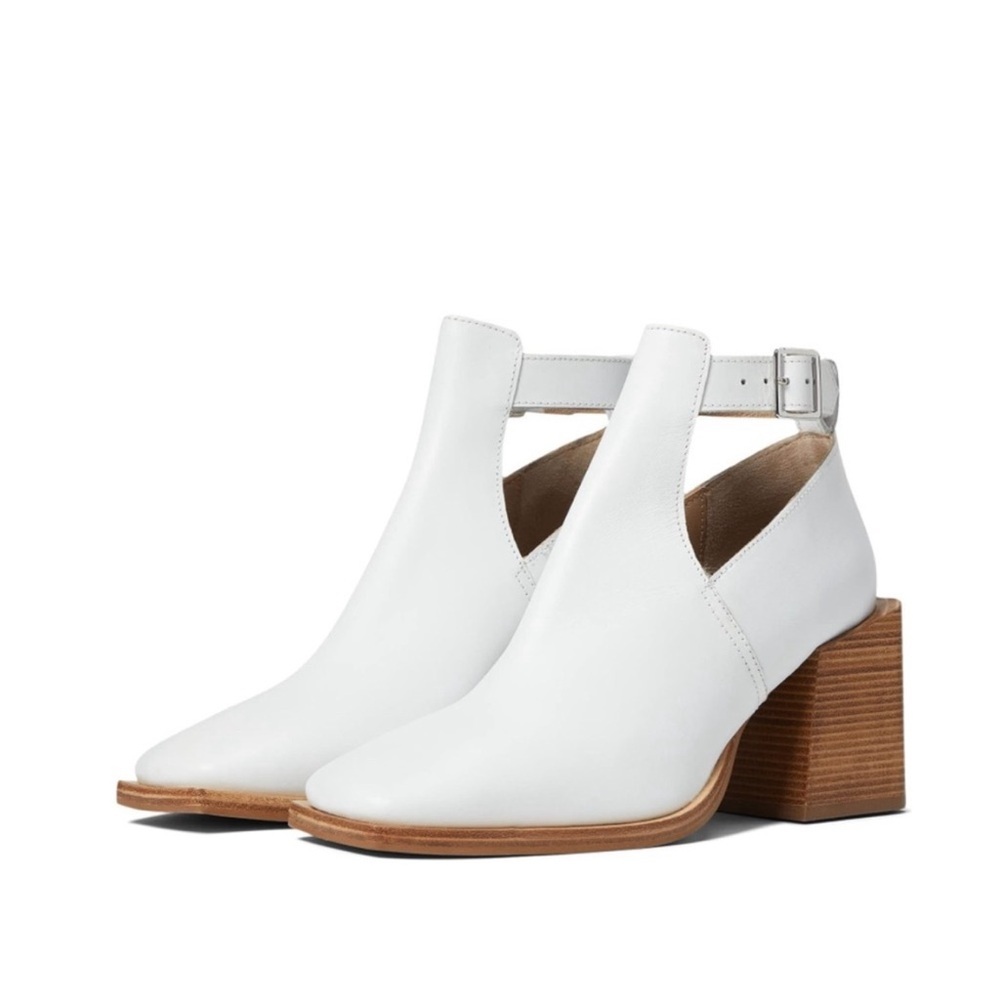 Free People Brady Buckle Shoeboot Women's Size 39.5/9.5 Whie Leather Block Heel